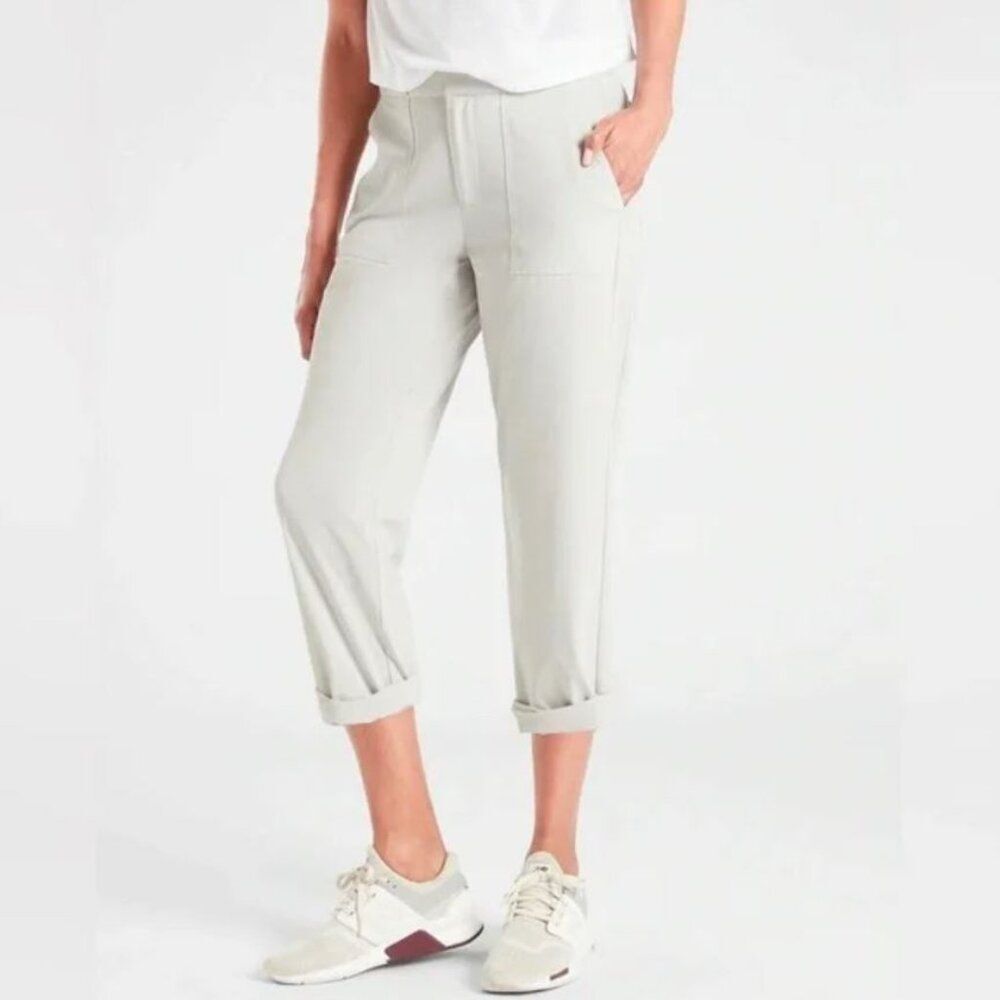 Athleta Tribeca Utility Crop Pants in Birch Grey Size 14P